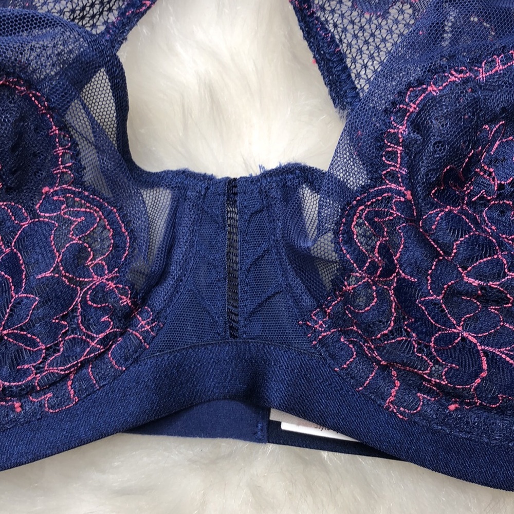 Triumph Navy Blue Pink Stitch Underwire Bra 34B NEW - Picture 4 of 11